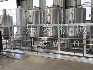 榨油機(jī)使用一段時(shí)間之后，如何清理油垢？